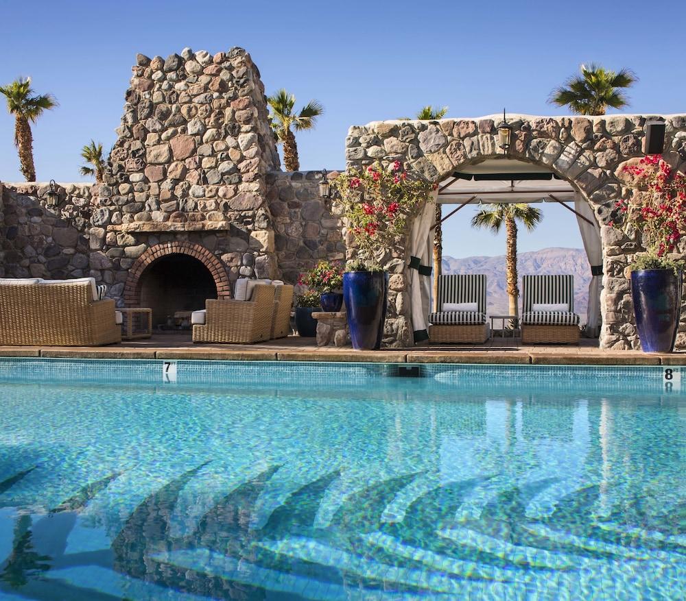 The Inn At Indian Village Exterior foto The pool at the Ace Hotel Palm Springs