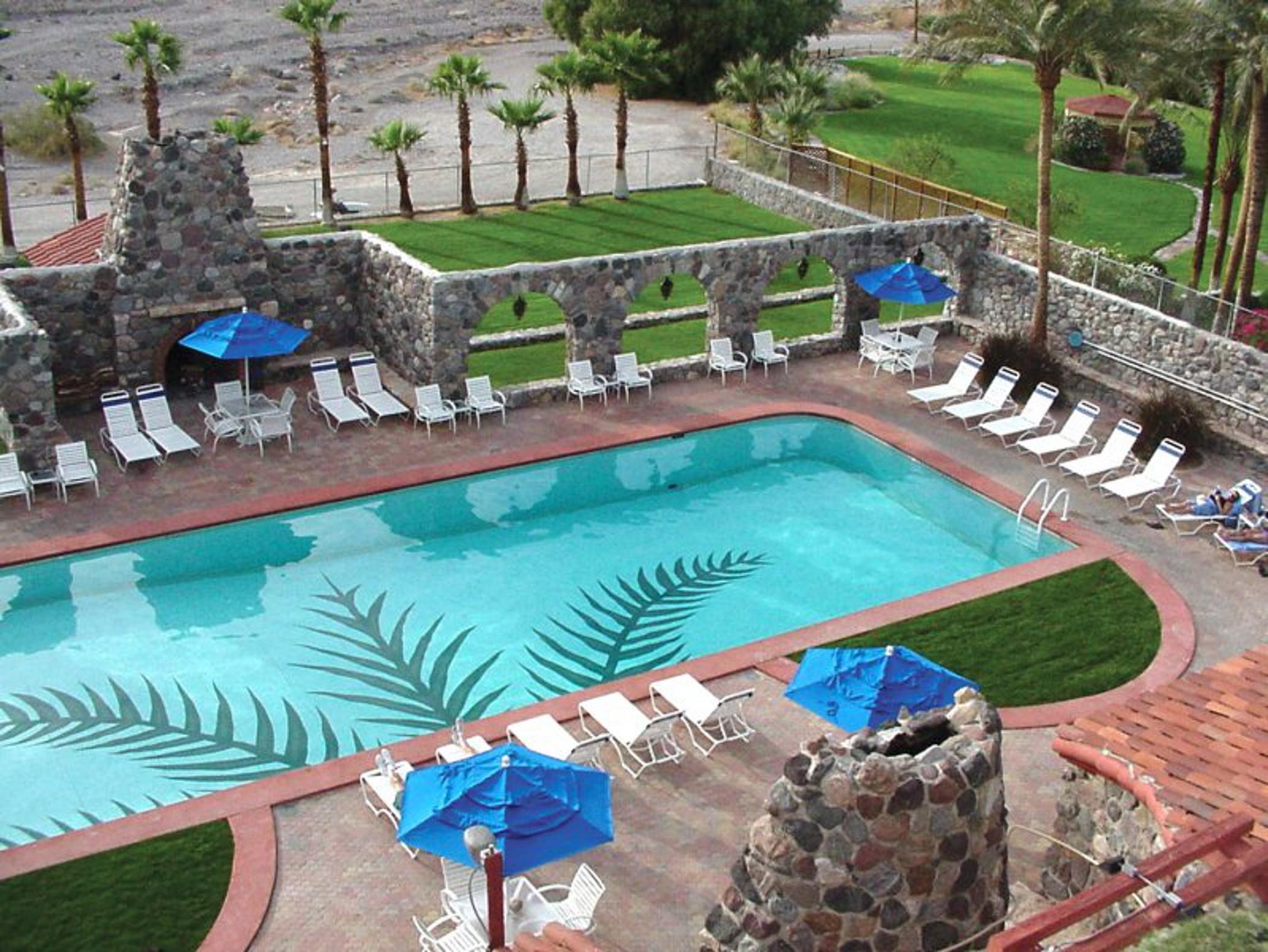The Inn At Indian Village Exterior foto The swimming pool at the Inn at the Opera